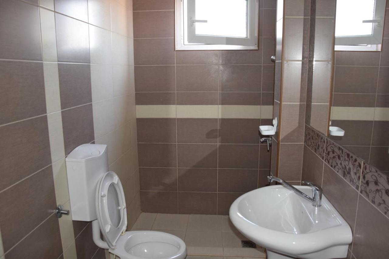 Limpe Apartment Ohrid Bagian luar foto